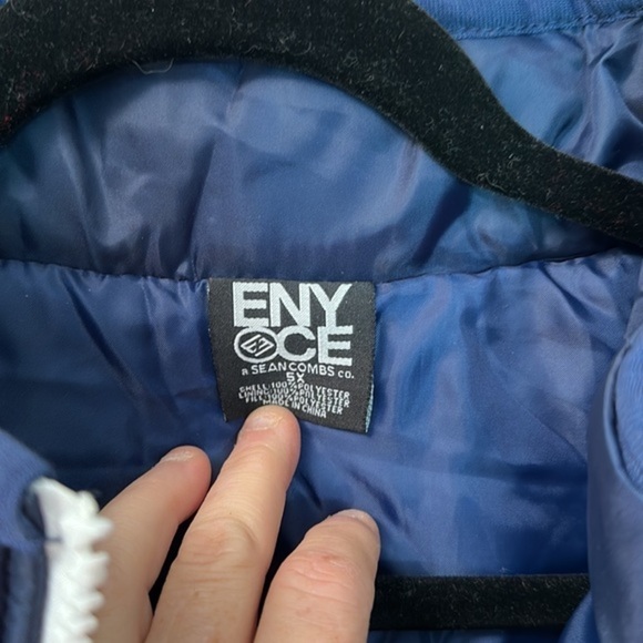 Men's Navy Quilted Vest - Picture 6 of 9